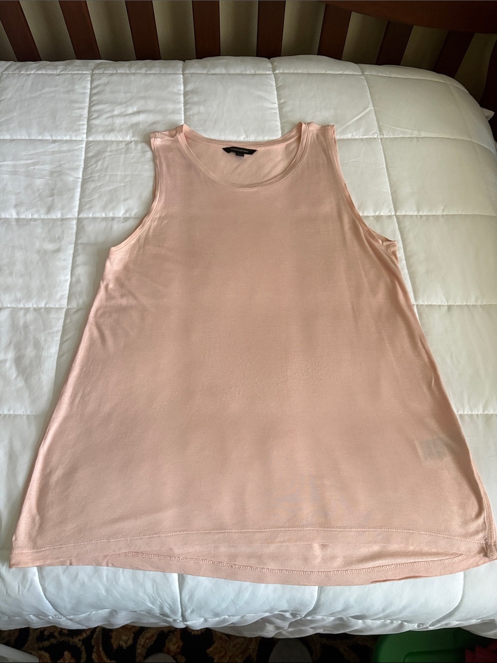 Banana Republic Peach Scoop Neck Tank